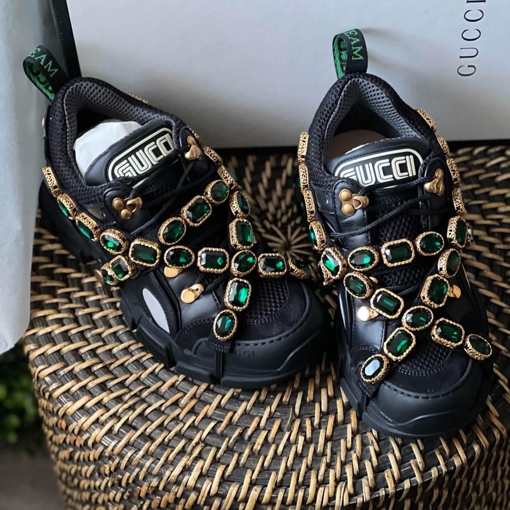 New Gucci Black Flashtrek size 35.5 with green stones